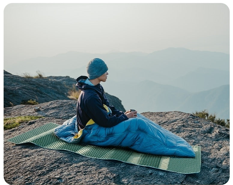 بساط Naturehike Double Troues-R1.8 قابل للطي ومقاوم للرطوبة بتصميم عش البيض 200x120x1.8 - أخضر زيتوني